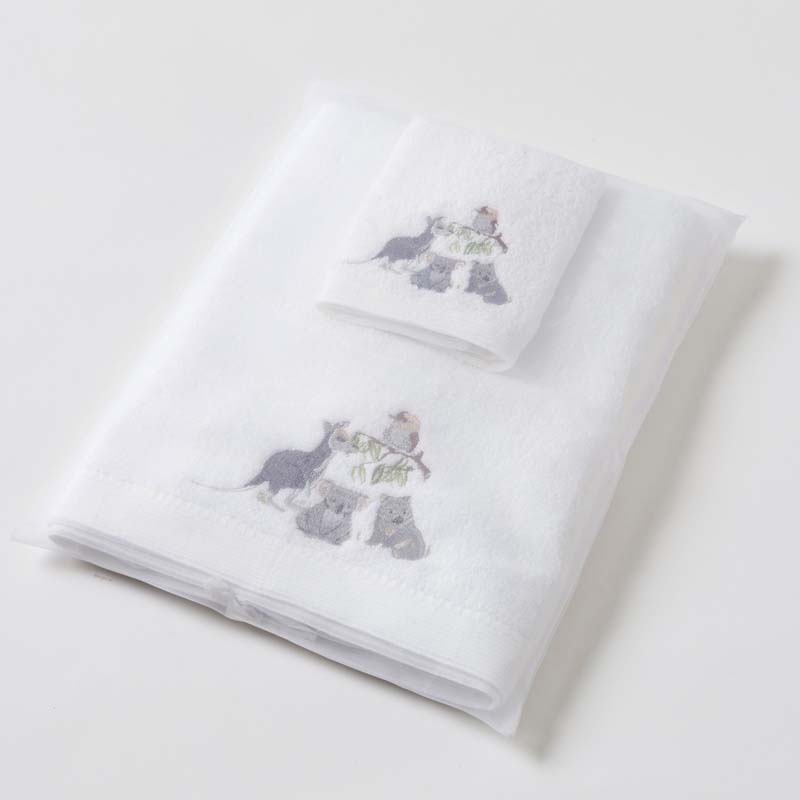 Personalised Embroidered Baby Hooded Towel And Wash Cloths Set any name gift 